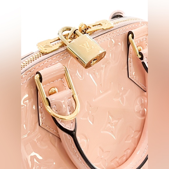 LOUIS VUITTON Vernis Alma BB Bag - Picture 7 of 14